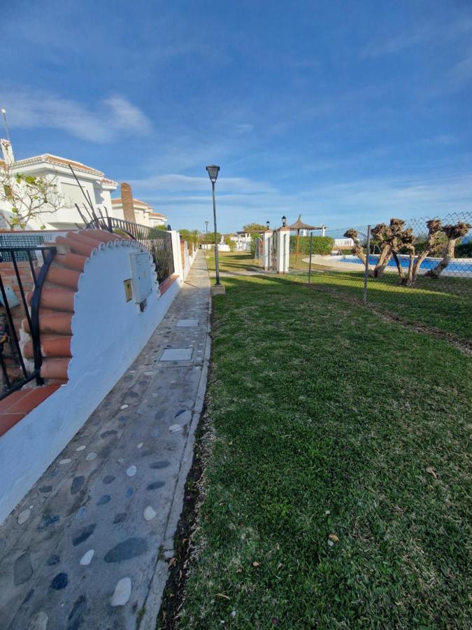 Villa D&D Торрокс Екстер'єр фото